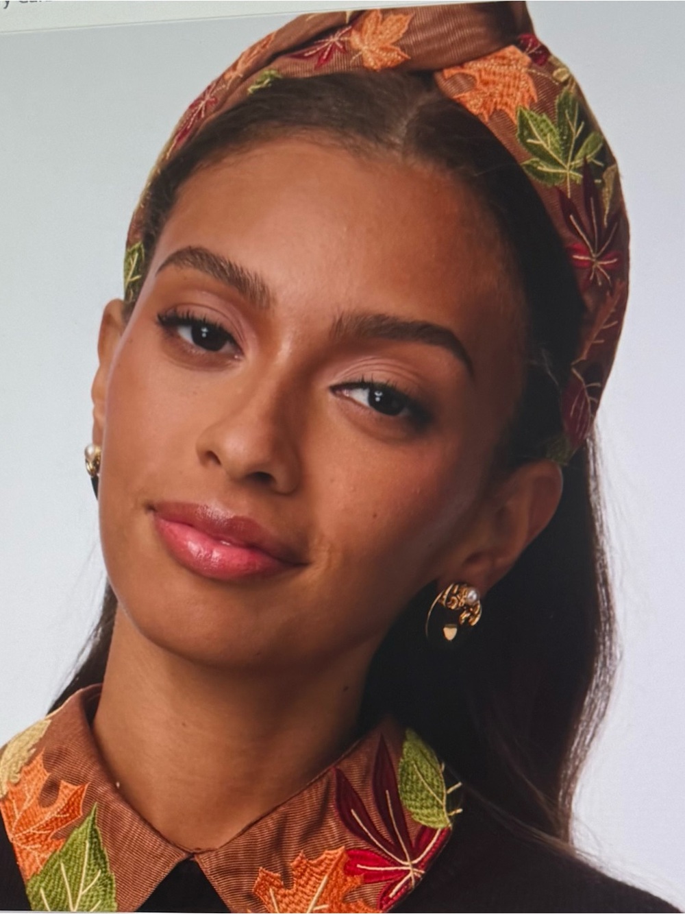 Lele Sadoughi, NWTs Embroidered Autumn Leaf collar